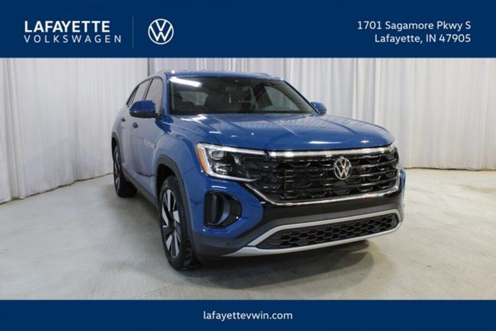 Used 2025 Volkswagen Atlas Cross Sport 2.0T SE w/Technology SUV