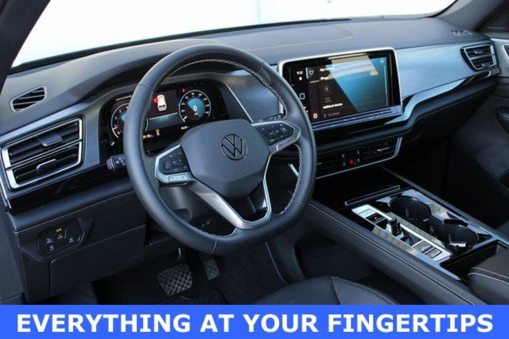 Used 2025 Volkswagen Atlas Cross Sport 2.0T SE w/Technology SUV