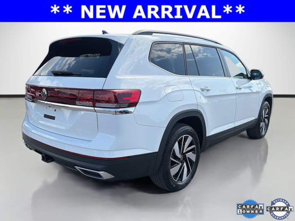Used 2025 Volkswagen Atlas 2.0T SE w/Technology SUV