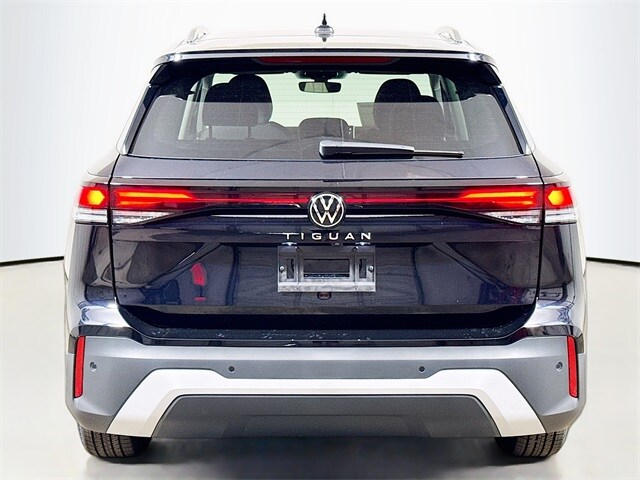 2026 Volkswagen Tiguan S photo 2