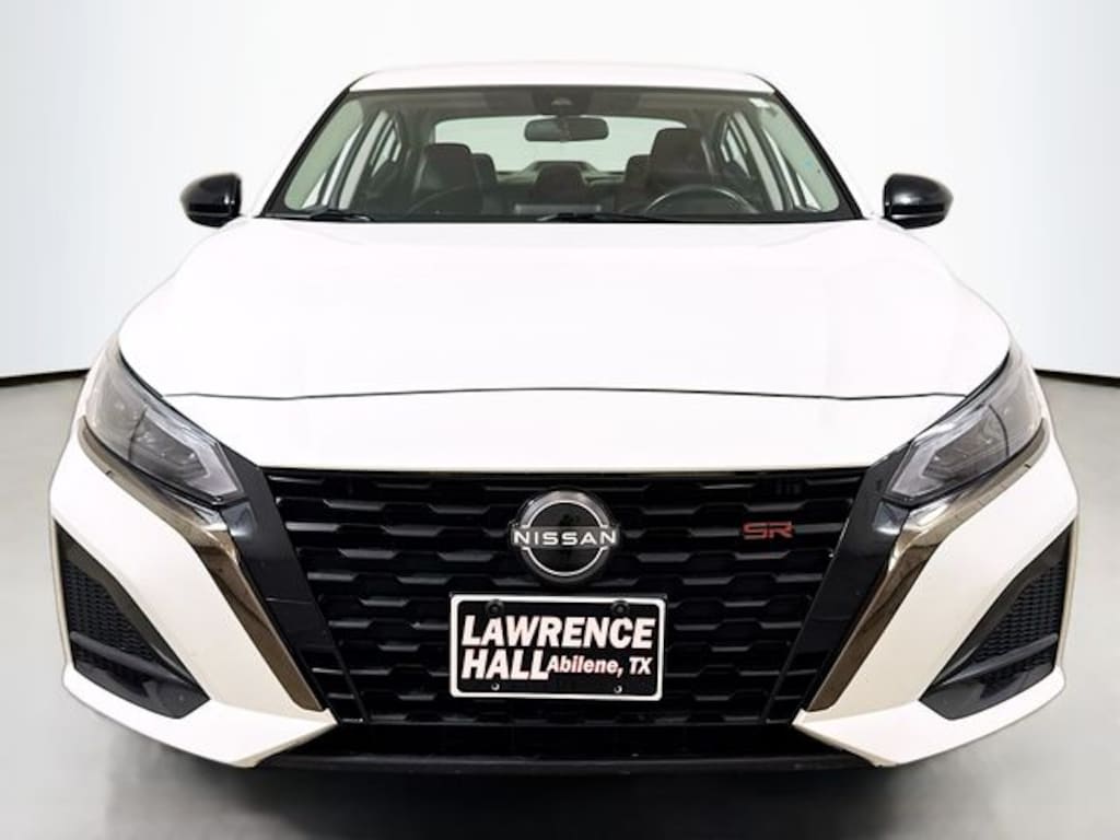 Used 2024 Nissan Altima 2.5 SR Sedan