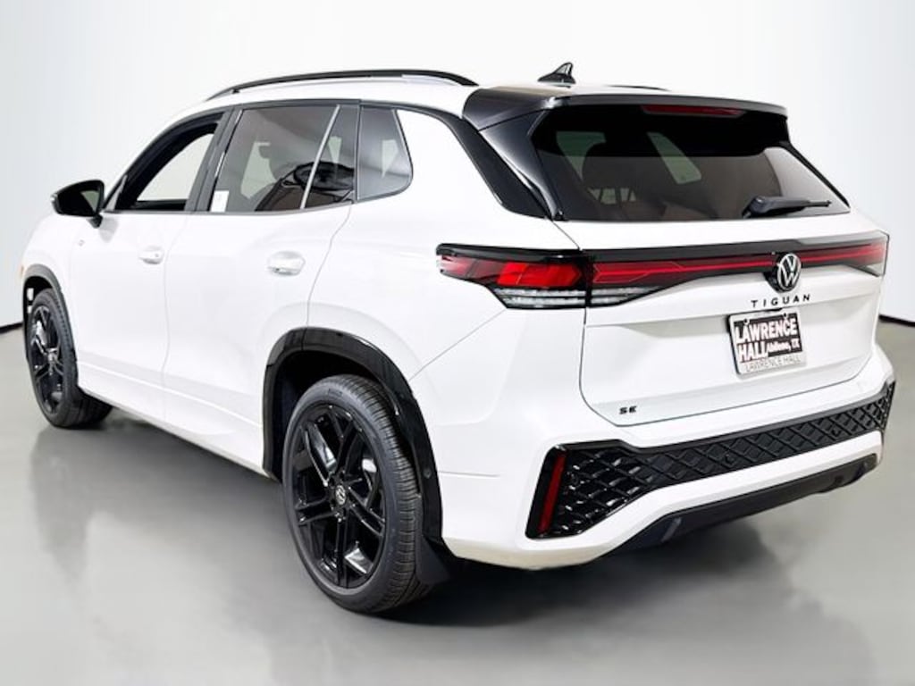 New 2026 Volkswagen Tiguan 2.0T SE R-Line Black SUV