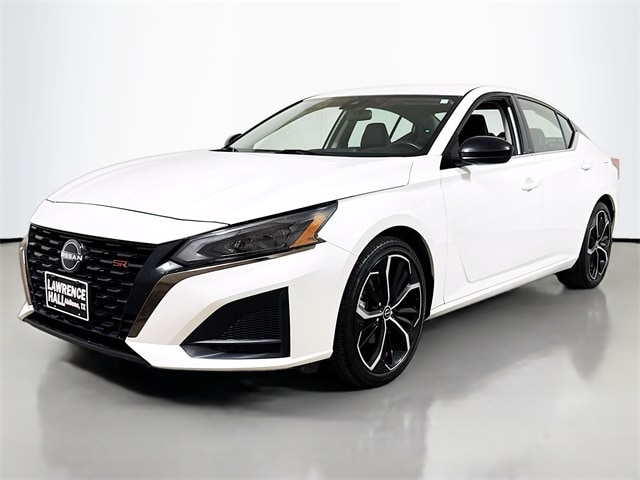 2024 Nissan Altima SR