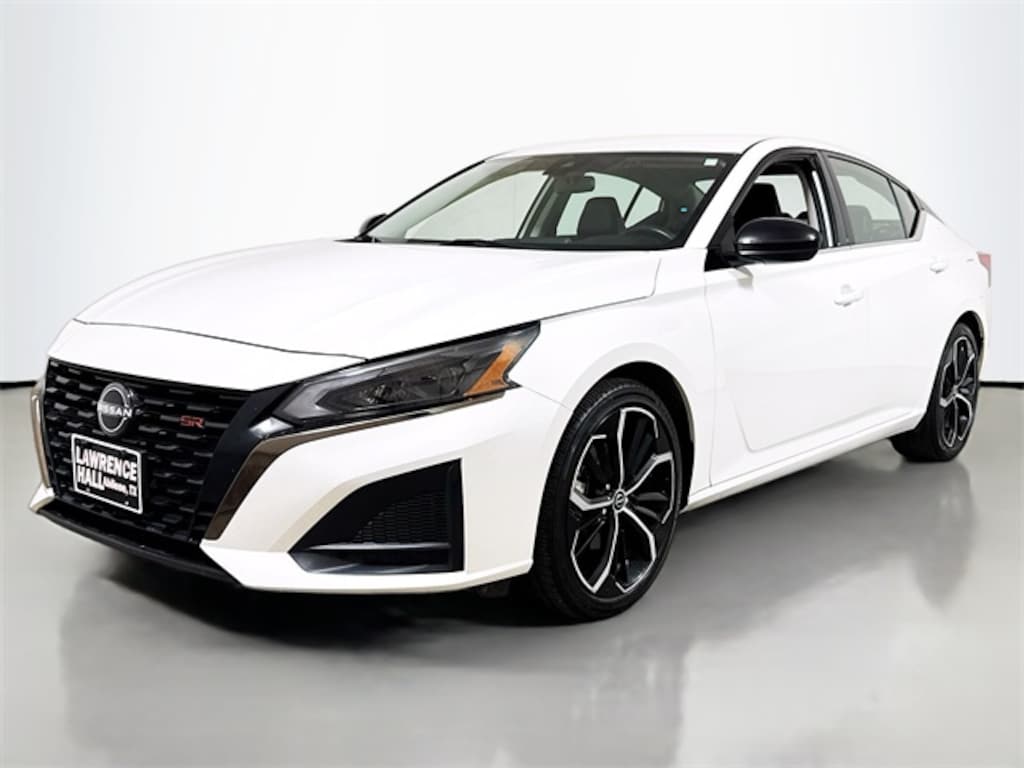 Used 2024 Nissan Altima 2.5 SR Sedan