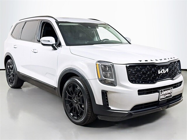2022 Kia Telluride EX photo 3