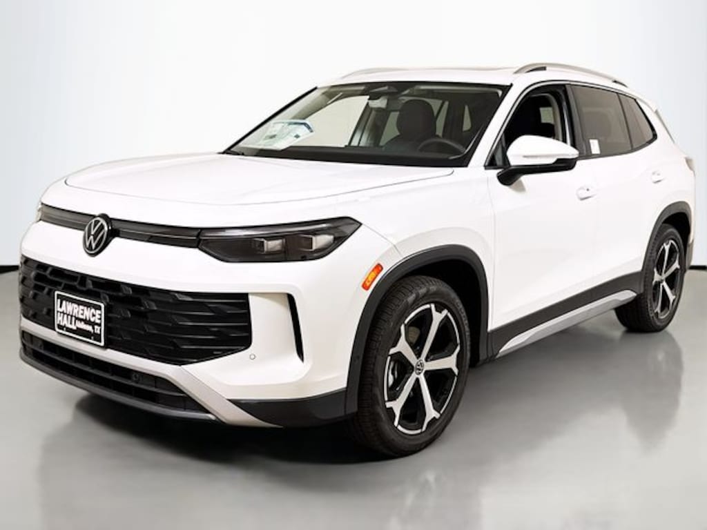 New 2026 Volkswagen Tiguan 2.0T SE SUV