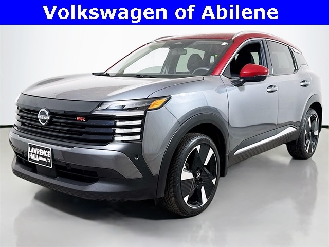 2025 Nissan Kicks SR's photo