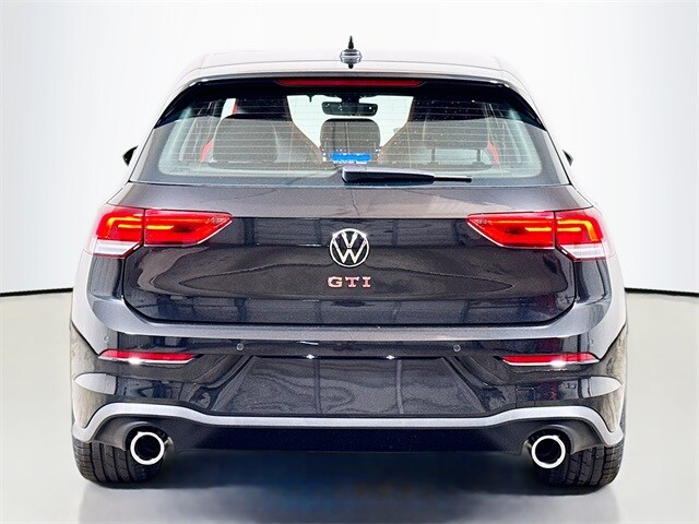 2026 Volkswagen Golf GTI Autobahn photo 3