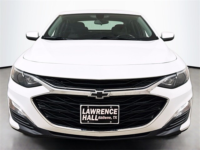 2020 Chevrolet Malibu RS photo 2