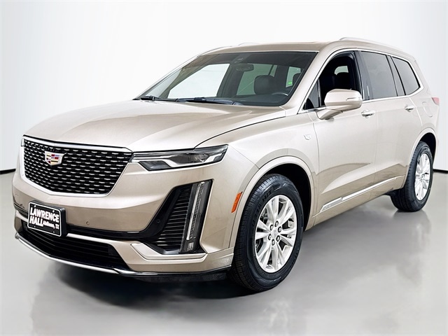 2022 Cadillac XT6 Luxury's photo
