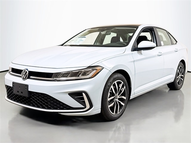 2026 Volkswagen Jetta SE's photo