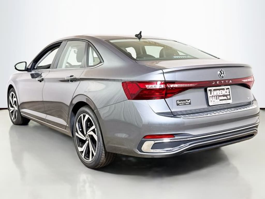 Used 2025 Volkswagen Jetta 1.5T SEL Sedan