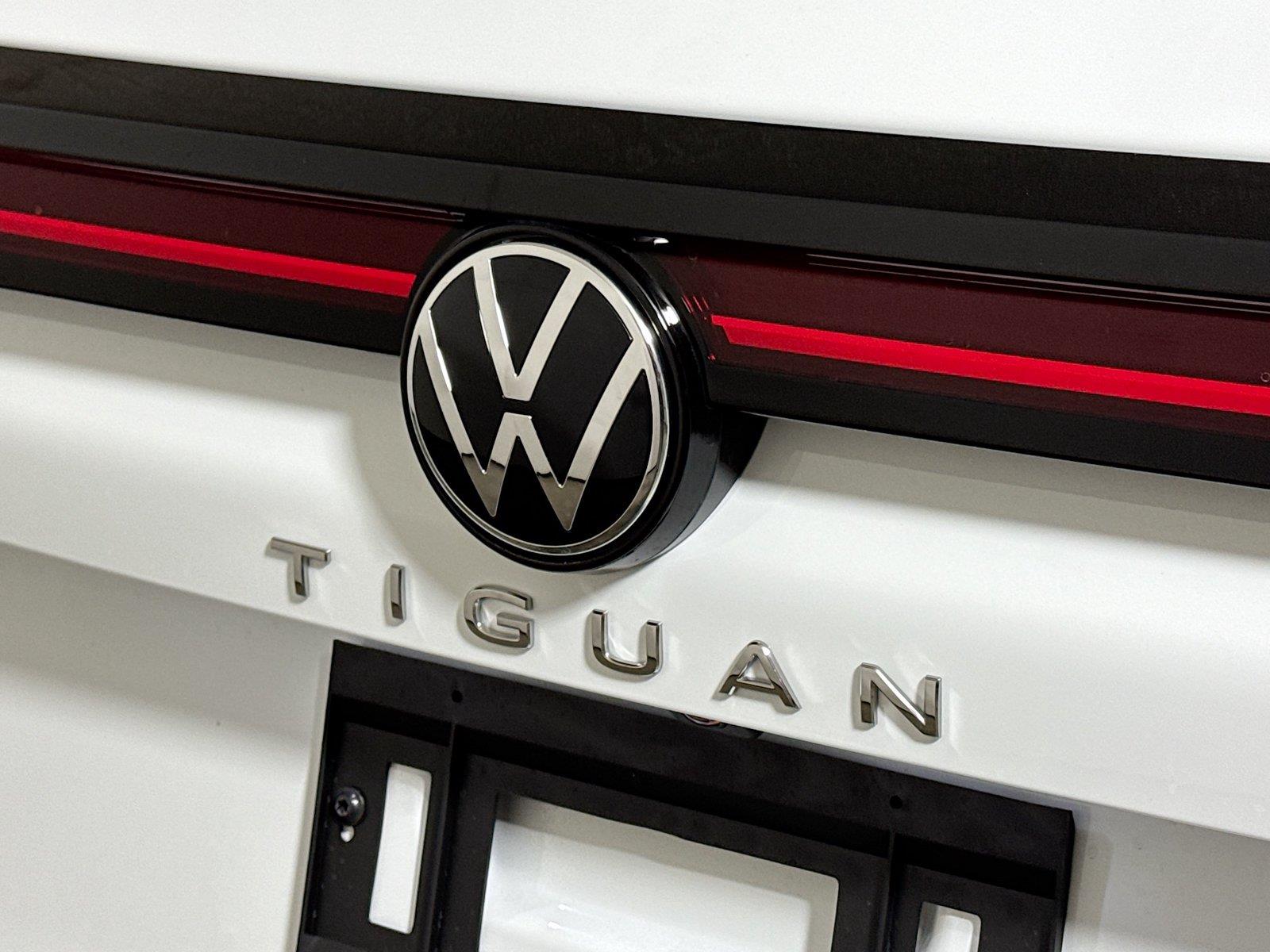 2026 Volkswagen Tiguan SE - Photo 16