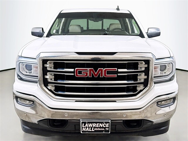 2017 Gmc Sierra 1500 SLT photo 2