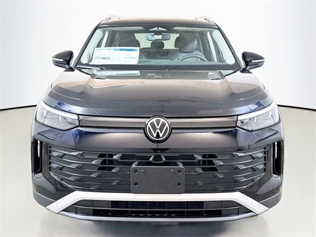 New 2026 Volkswagen Tiguan 2.0T SE SUV