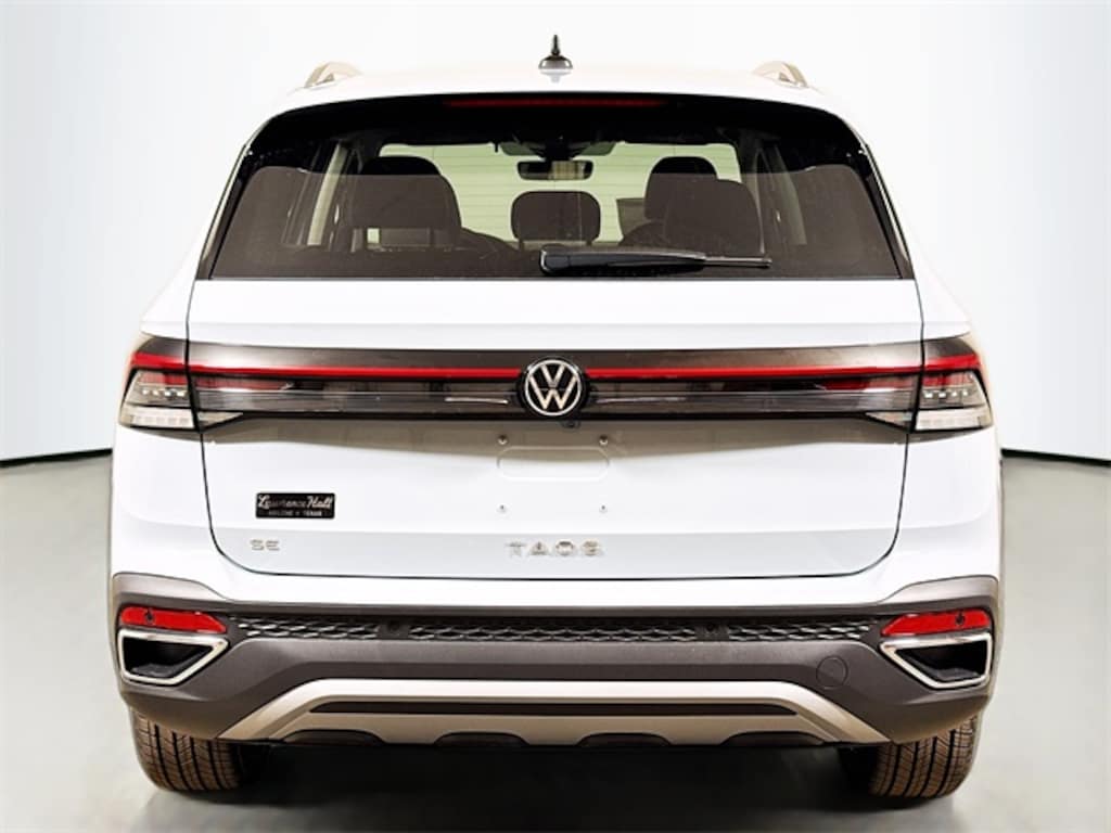 New 2025 Volkswagen Taos 1.5T SE SUV