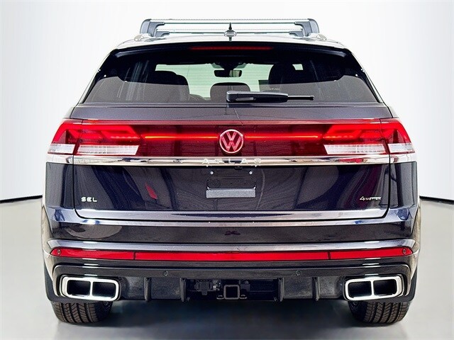 2026 Volkswagen Atlas Cross Sport SEL Premium R-Line photo 4