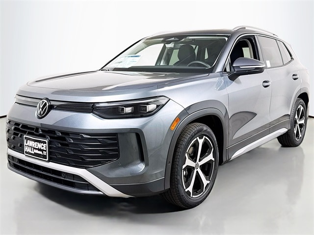 2026 Volkswagen Tiguan SE's photo