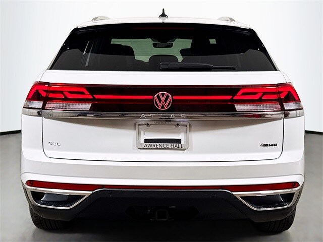 2025 Volkswagen Atlas Cross Sport SEL photo 4
