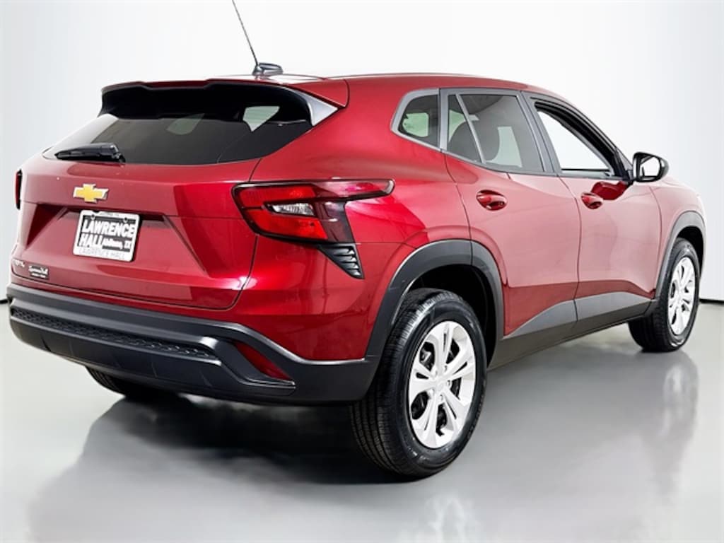 Used 2024 Chevrolet Trax LS SUV