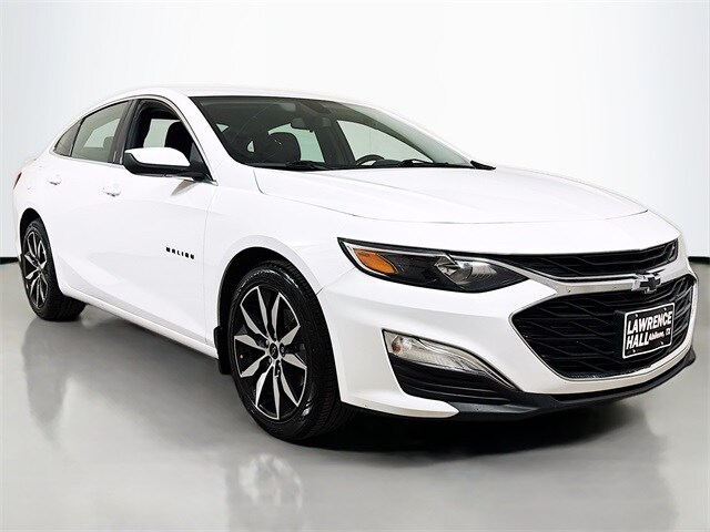 2020 Chevrolet Malibu RS photo 3