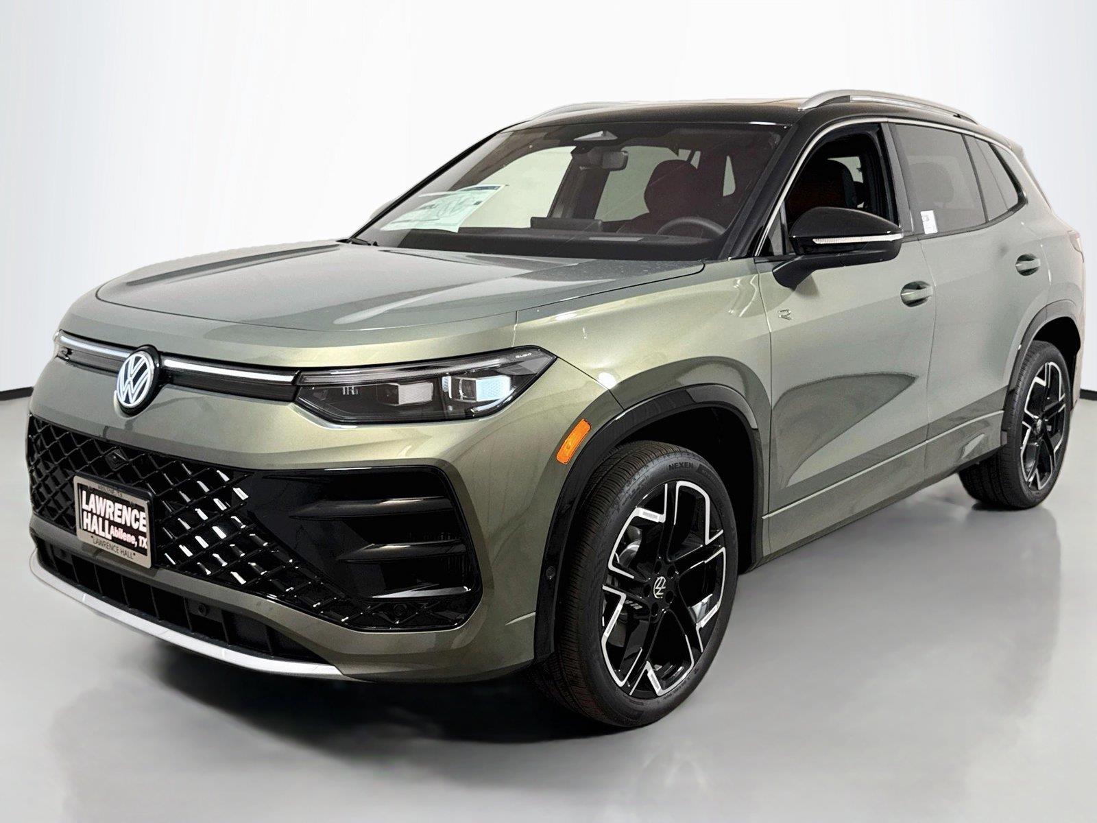 2026 Volkswagen Tiguan SEL R-Line Turbo SUV