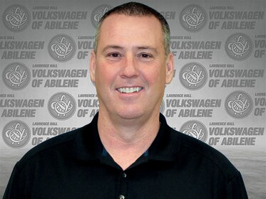 Staff member Jimmy Patton from ID_e732c46d1ffa