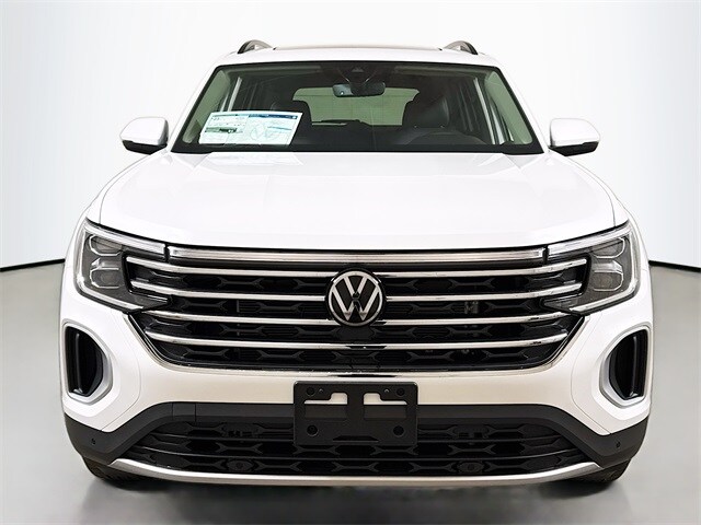 2026 Volkswagen Atlas SE Technology photo 2