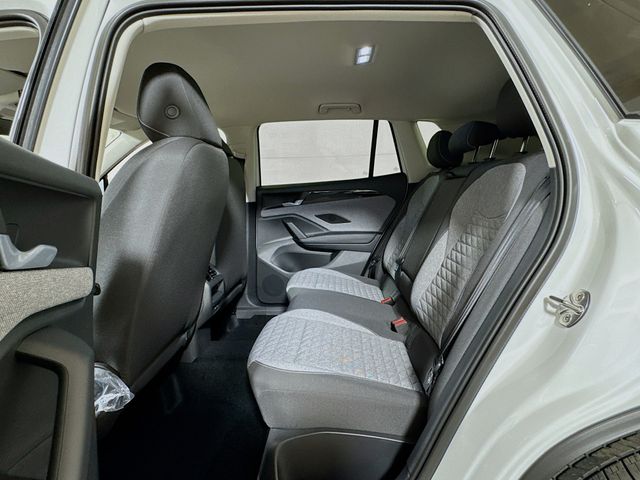2026 Volkswagen Tiguan S - Photo 12