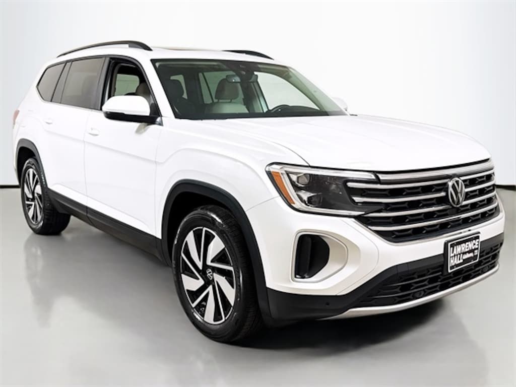 Used 2025 Volkswagen Atlas 2.0T SE w/Technology SUV
