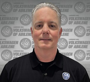 Staff member Jason Langston from ID_946703f6f141