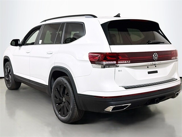2026 Volkswagen Atlas SE Technology photo 3