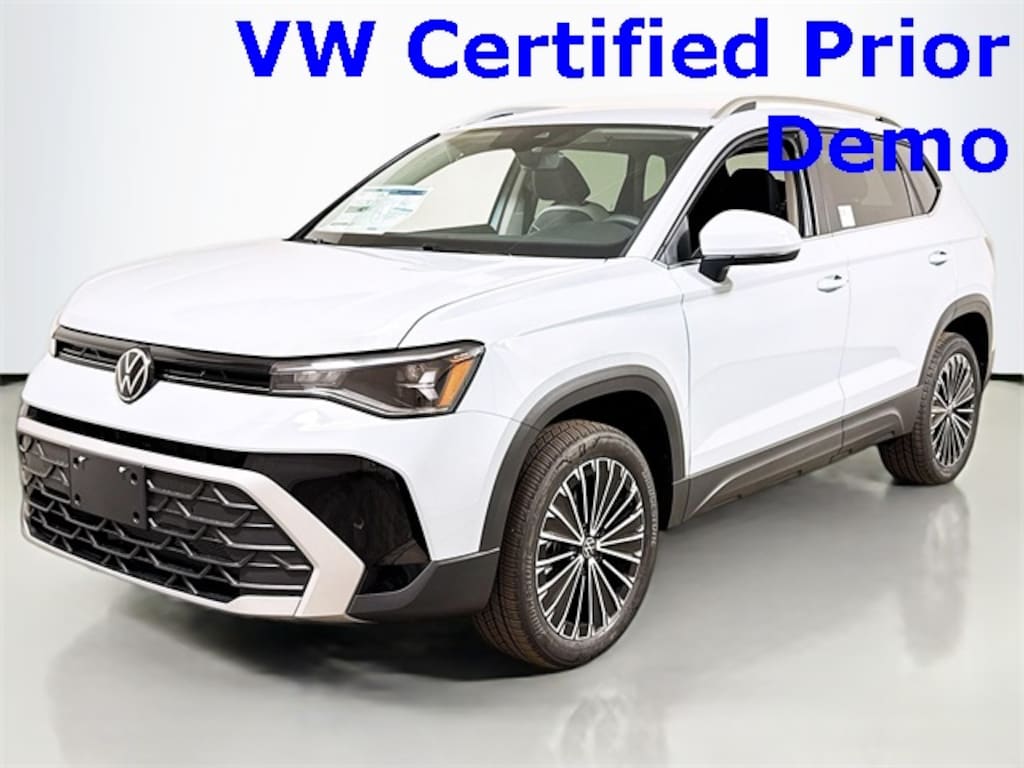 New 2025 Volkswagen Taos 1.5T SE SUV