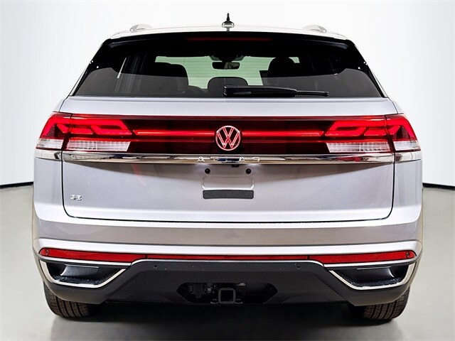 2025 Volkswagen Atlas Cross Sport SE Technology photo 4