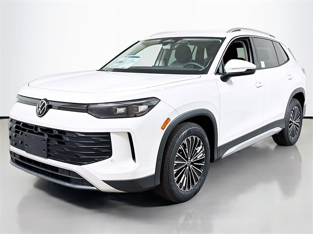 2026 Volkswagen Tiguan S's photo