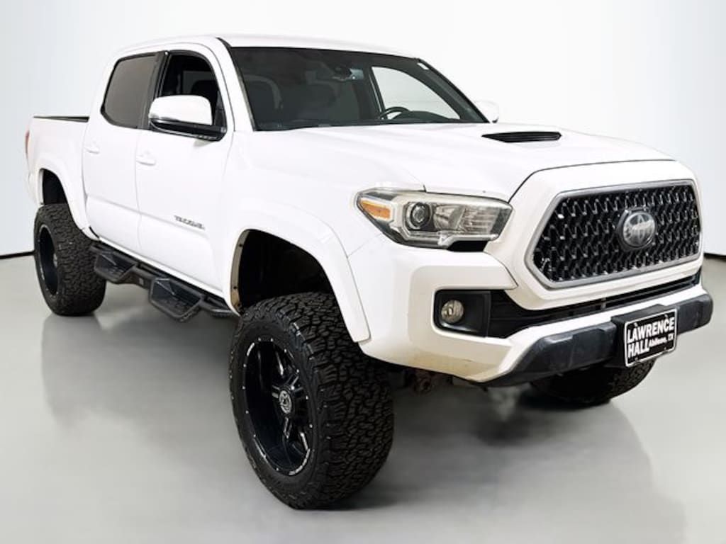 Used 2018 Toyota Tacoma SR V6 Truck Double Cab