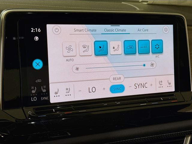 2026 Volkswagen Atlas SE w/Tech - Photo 10