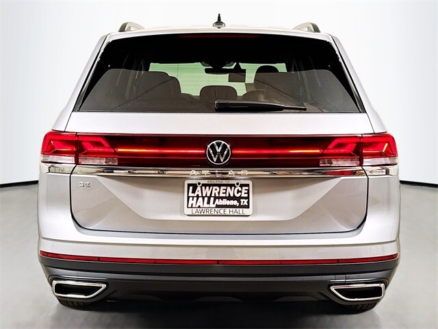 2026 Volkswagen Atlas SE photo 4