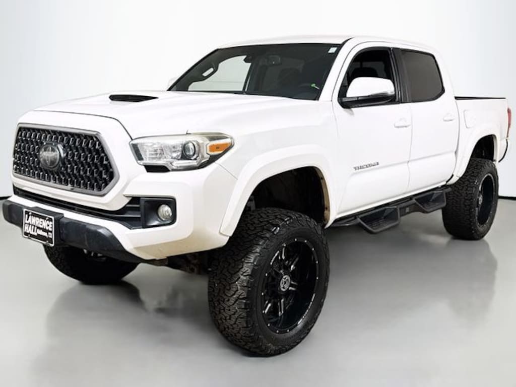 Used 2018 Toyota Tacoma SR V6 Truck Double Cab
