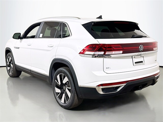 2025 Volkswagen Atlas Cross Sport SEL photo 3