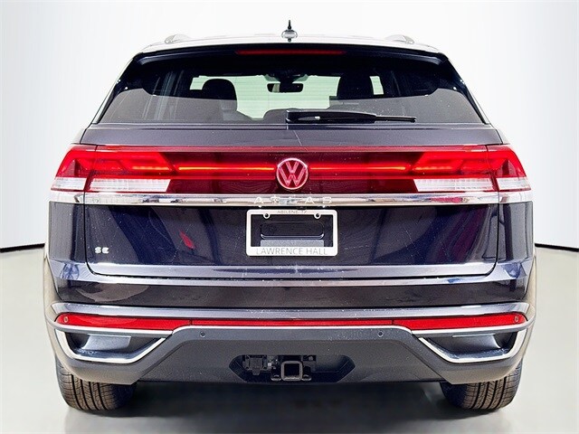 2025 Volkswagen Atlas Cross Sport SE Technology photo 4