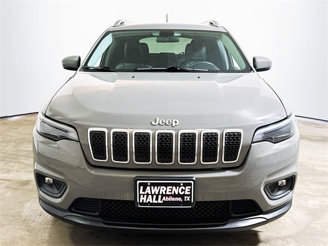 Used 2019 Jeep Cherokee Latitude Plus with VIN 1C4PJLLB2KD469922 for sale in Abilene, TX