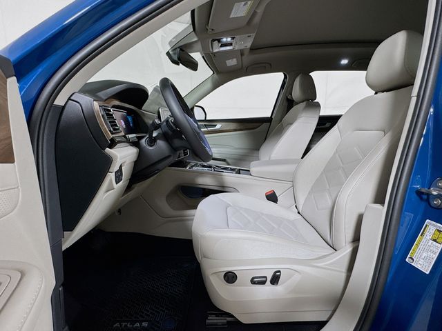 2026 Volkswagen Atlas SE w/Tech - Photo 11