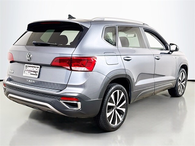 2022 Volkswagen Taos SE photo 4