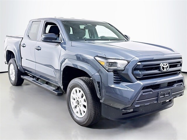 2025 Toyota Tacoma SR photo 3