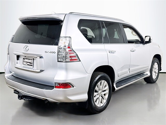 2017 Lexus GX 460 photo 4