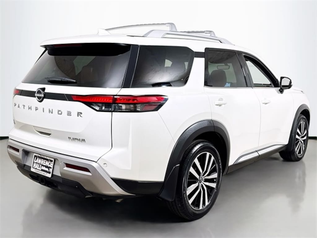 Used 2023 Nissan Pathfinder Platinum SUV