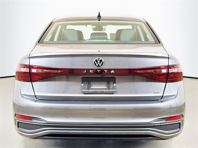 2025 Volkswagen Jetta 1.5T SE photo 2