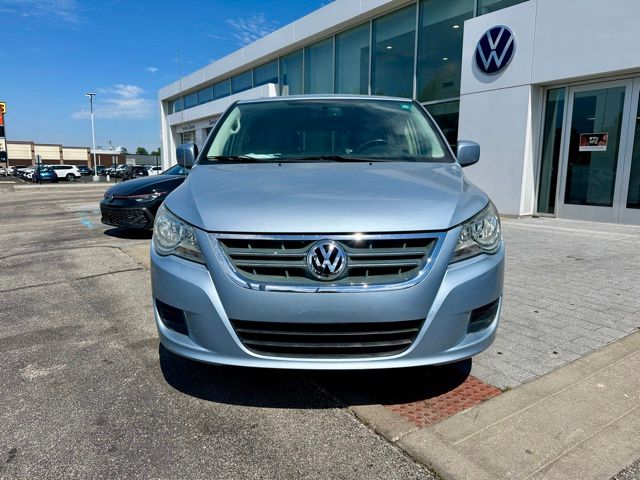 Used 2012 Volkswagen Routan SE with VIN 2C4RVABG8CR392275 for sale in Clarksville, IN