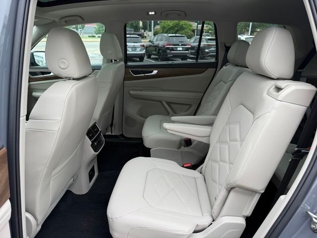 2026 Volkswagen Atlas SE w/Tech - Photo 14